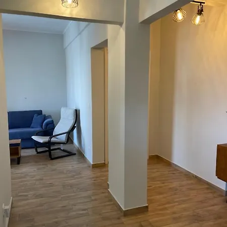 Cosy With Sea View Close To The Apartment